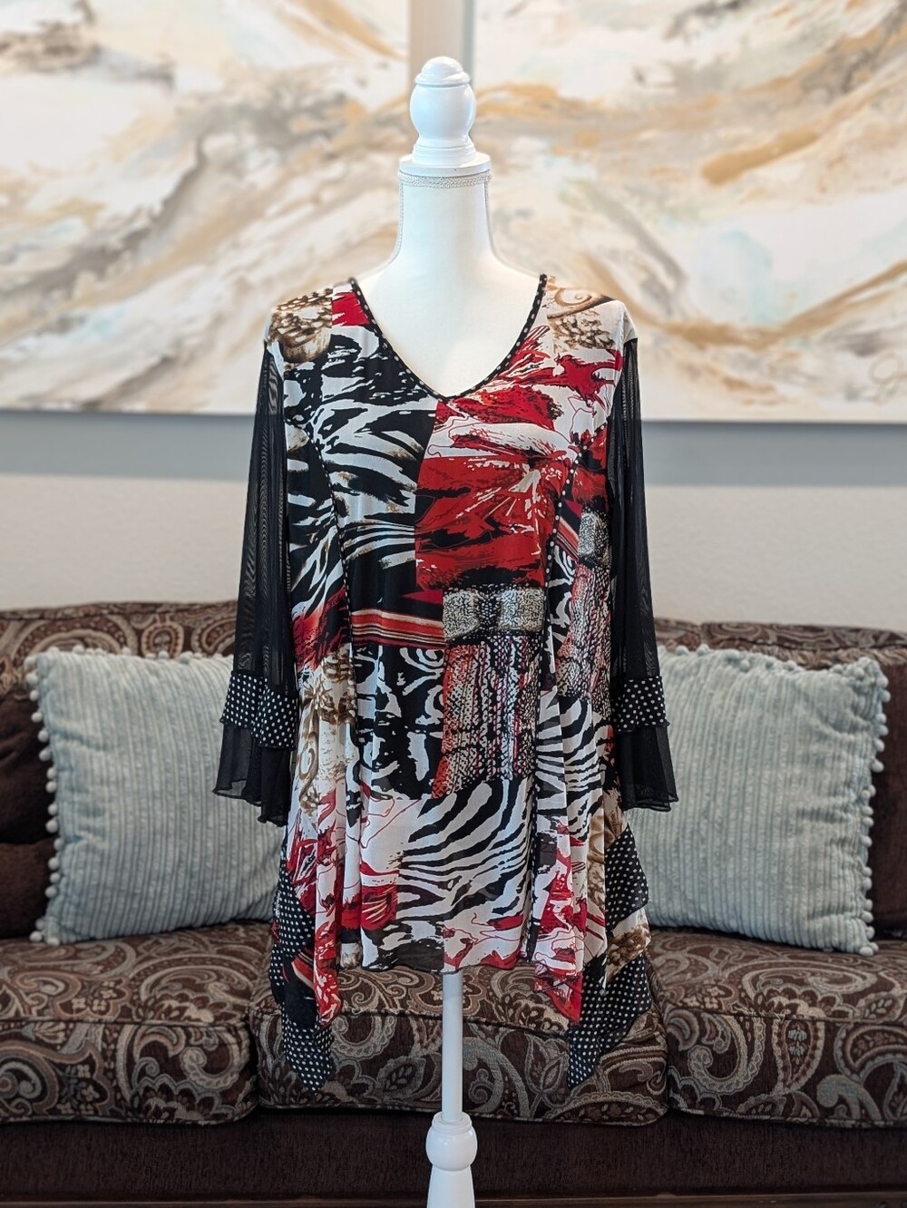 Patchwork Abstract V-Neck Sharkbite Tunic in Red, Black & White